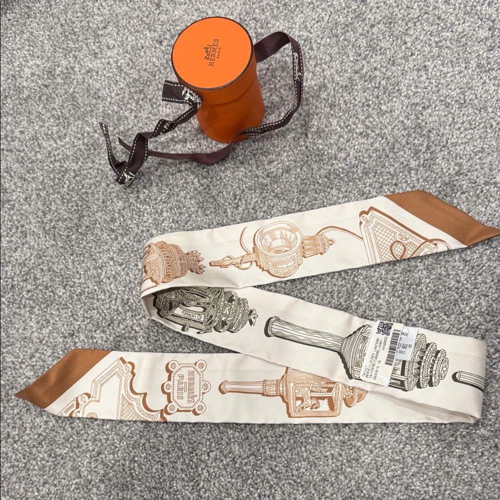 Authentic Hermes Cream & Tan Silk Twilly Scarf